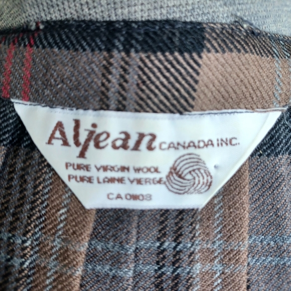 Vintage Plaid Wool Skirt - Picture 11 of 11